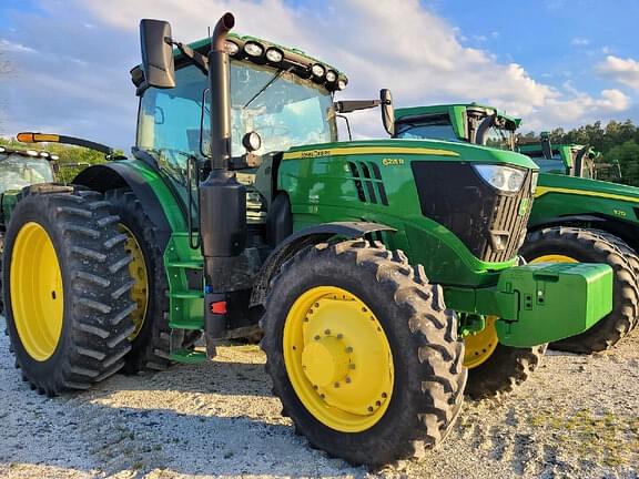 Image of John Deere 6215R equipment image 1