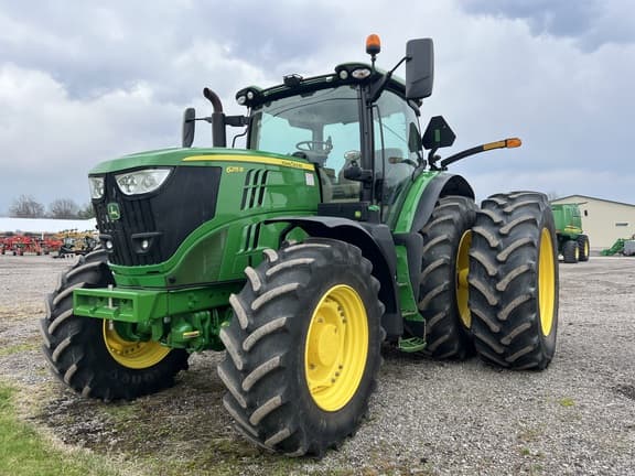 Image of John Deere 6215R Primary image