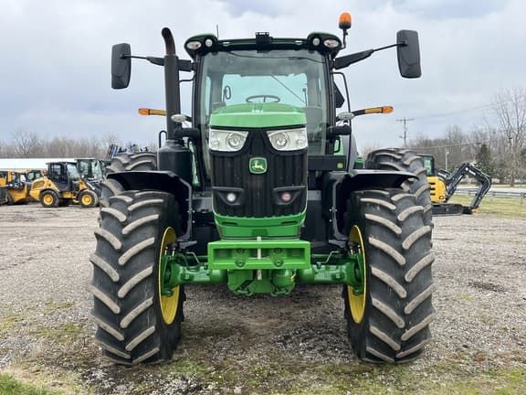 Image of John Deere 6215R equipment image 1