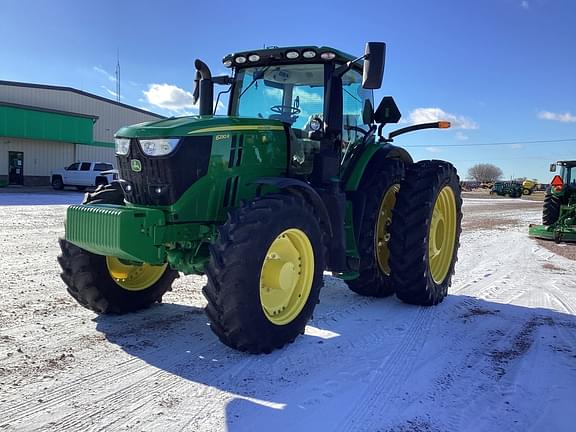 Image of John Deere 6230R equipment image 2