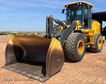 Main image John Deere 624P