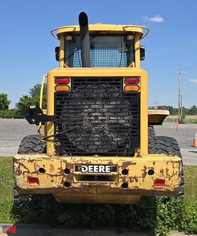 Image of John Deere 624H equipment image 3