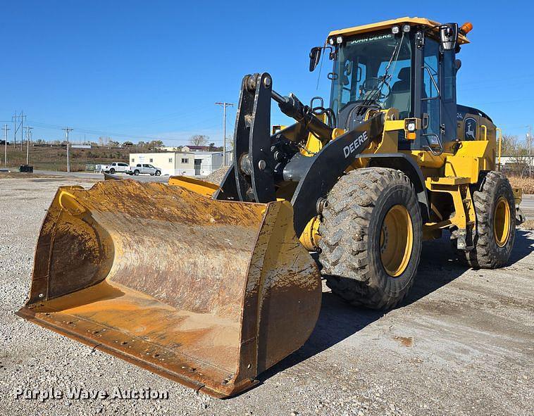 Image of John Deere 624L Primary image