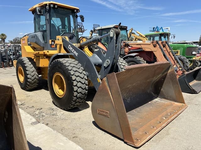 Image of John Deere 624L equipment image 1