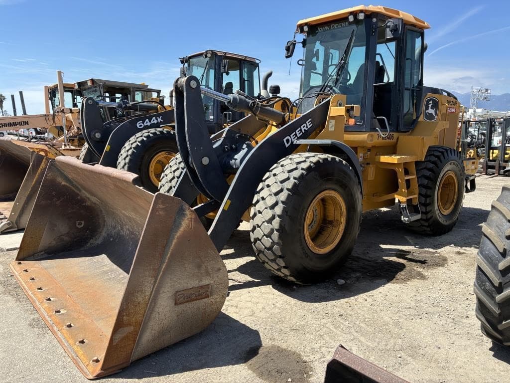 Image of John Deere 624L Primary image