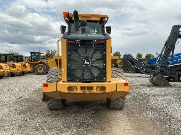 Image of John Deere 624P equipment image 3