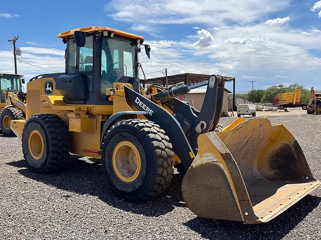 Image of John Deere 624P equipment image 1