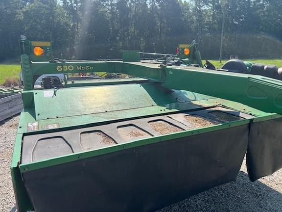 Image of John Deere 630 equipment image 1