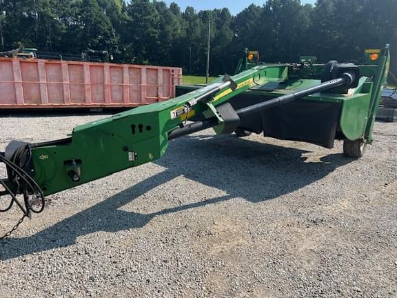 Image of John Deere 630 equipment image 2