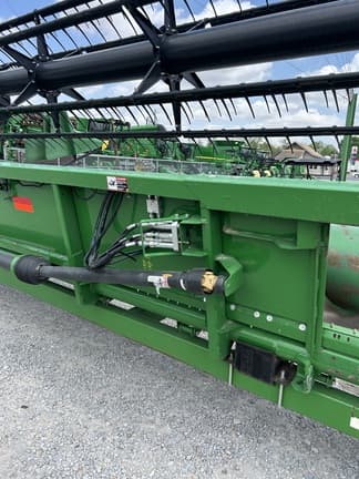 Image of John Deere 635F equipment image 2