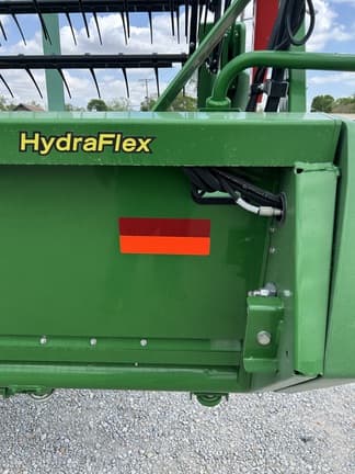 Image of John Deere 635F equipment image 4