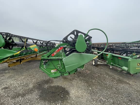 Image of John Deere 635F equipment image 4