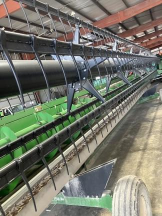 Image of John Deere 635F equipment image 2