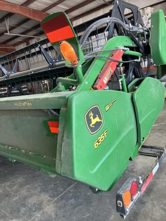 Main image John Deere 635F