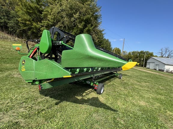 Main image John Deere 635F