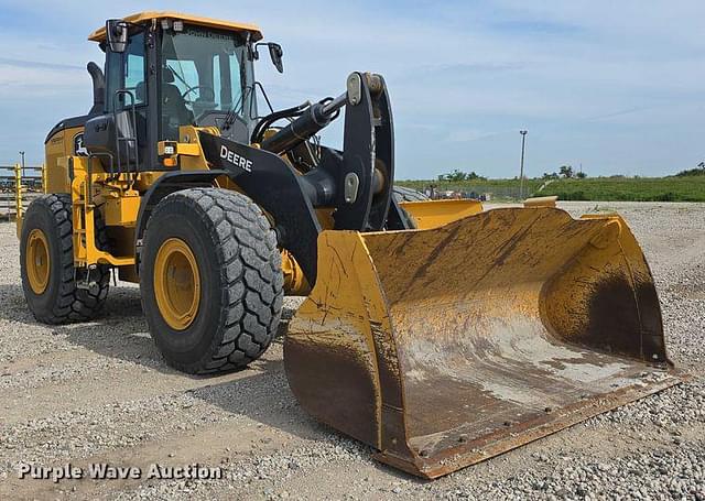Image of John Deere 644P equipment image 2