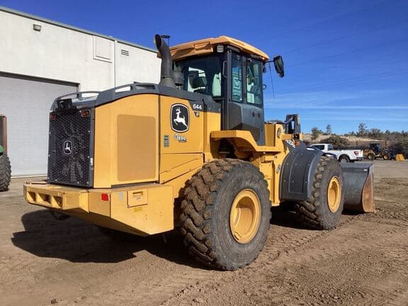 Image of John Deere 644P equipment image 4