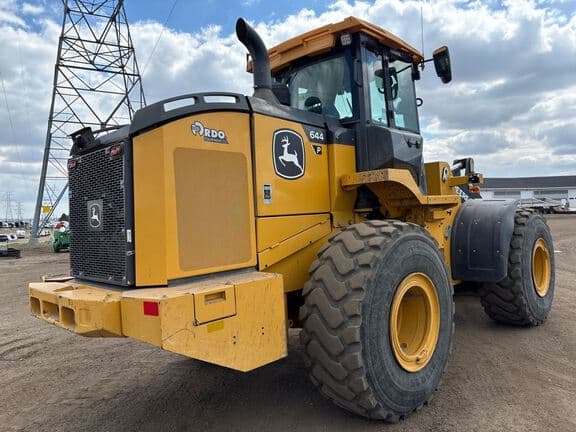 Image of John Deere 644P equipment image 4