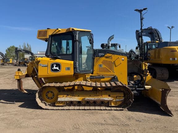 Image of John Deere 650K equipment image 3