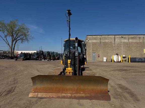 Image of John Deere 650K equipment image 1
