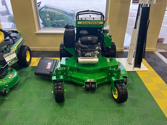 Image of John Deere 652E Image 1