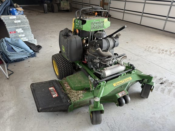 2021 John Deere 652M Equipment Image0
