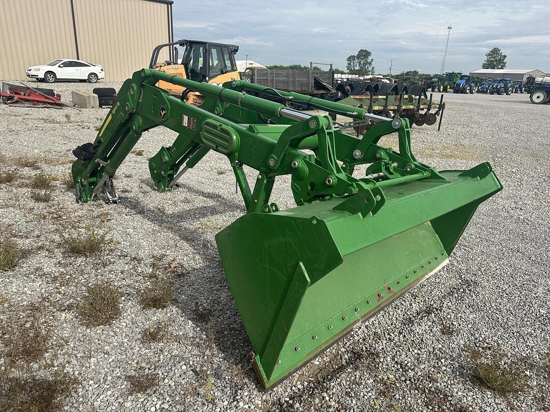 Image of John Deere 660R Image 1