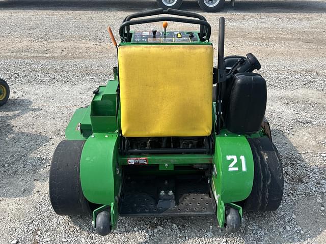 Image of John Deere 661R equipment image 4