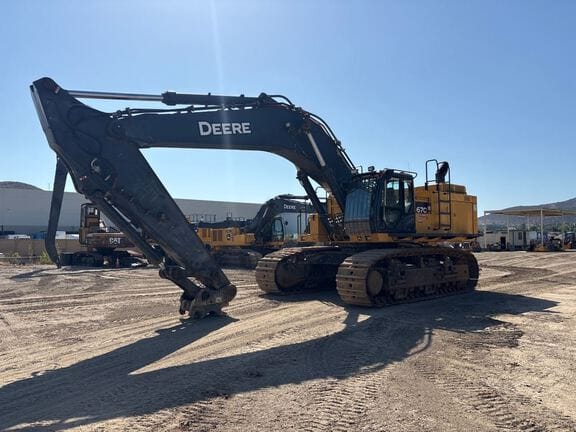 2021 John Deere 670G LC Equipment Image0