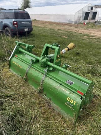 Image of John Deere 681 equipment image 4