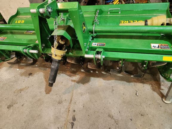 Image of John Deere 681 Primary image
