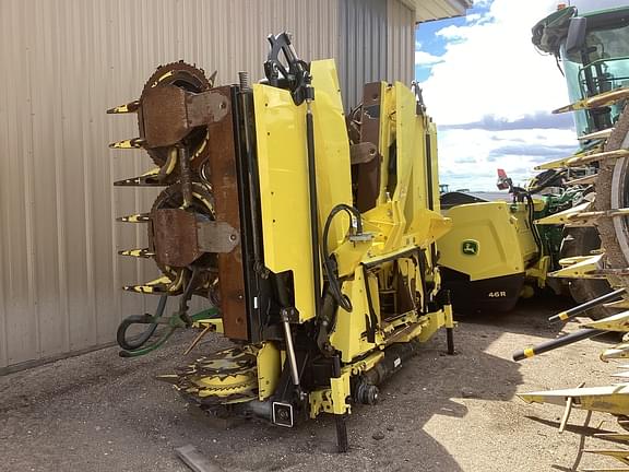 Image of John Deere 692 equipment image 2