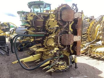 Main image John Deere 692