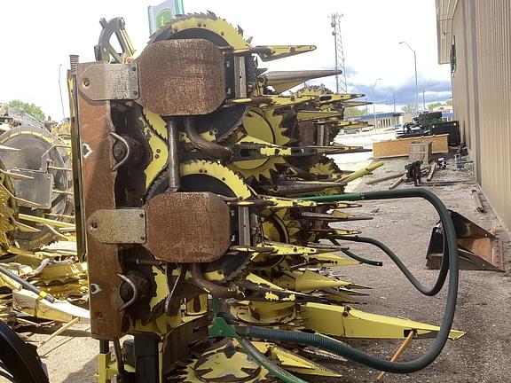 Image of John Deere 692 equipment image 4