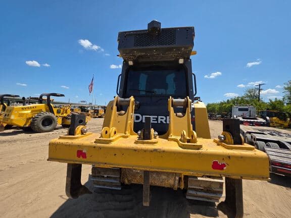 Image of John Deere 700L equipment image 3