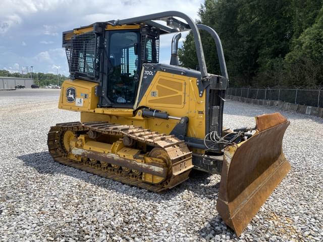Image of John Deere 700L LGP equipment image 3