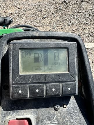 Image of John Deere 7200A equipment image 2