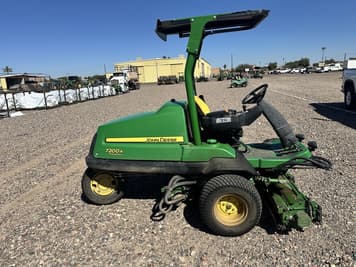 Main image John Deere 7200A