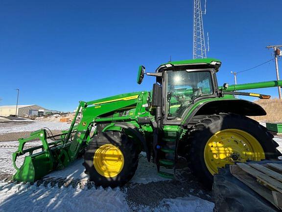 Image of John Deere 7210R equipment image 1