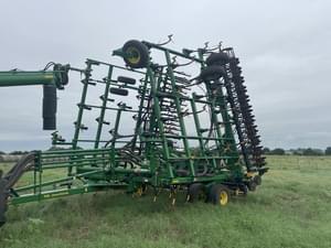 2021 John Deere 730 Image