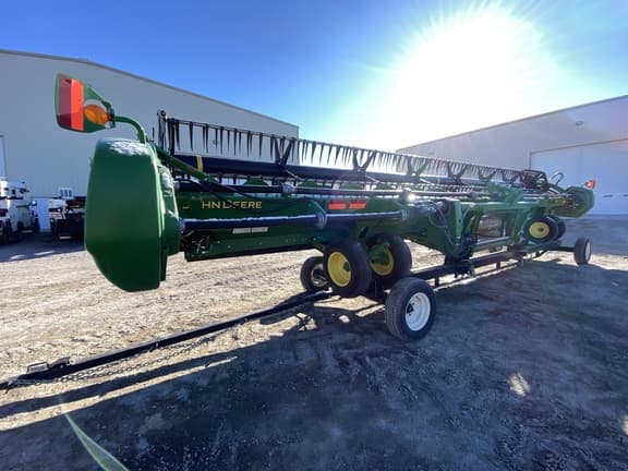 Image of John Deere 735D equipment image 4