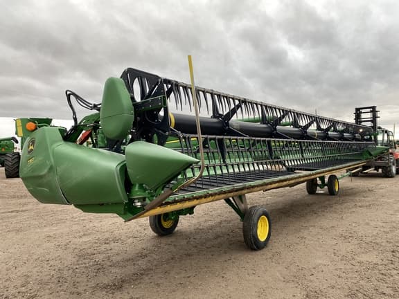 Image of John Deere 735D Primary image