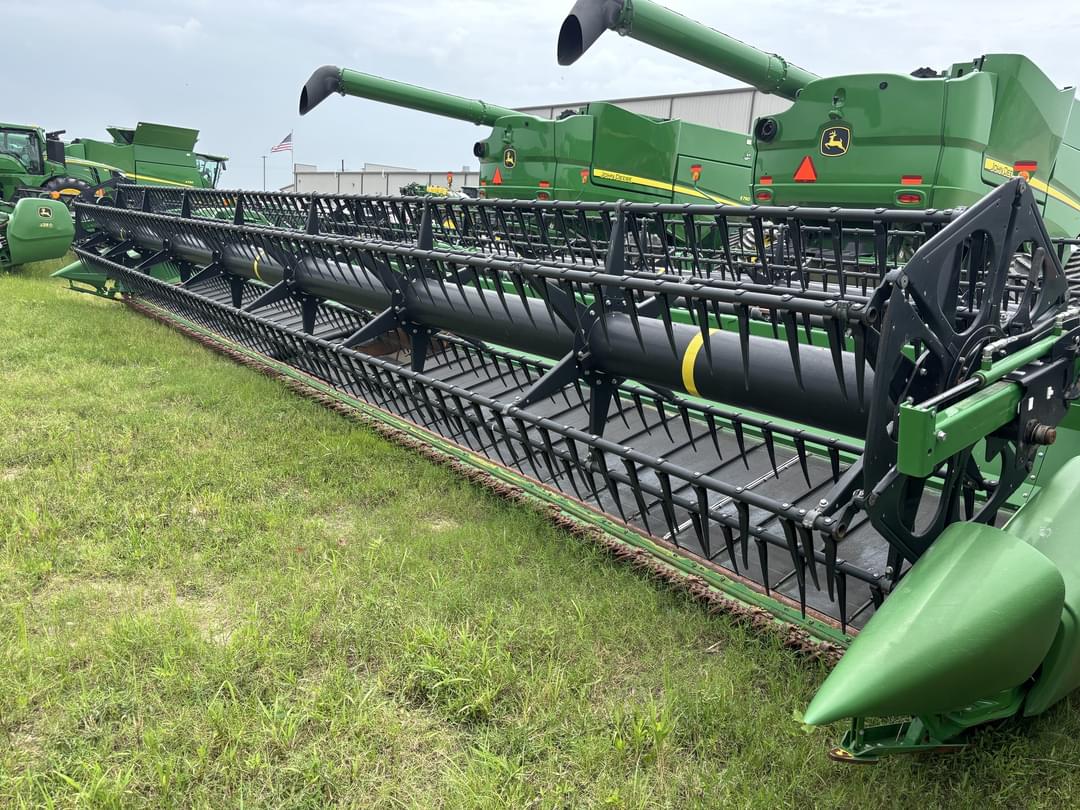 Image of John Deere 735D Primary image