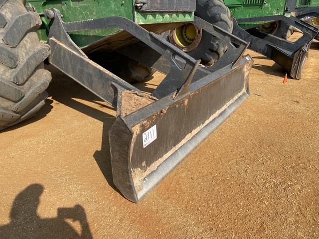 Image of John Deere 748L-II equipment image 4