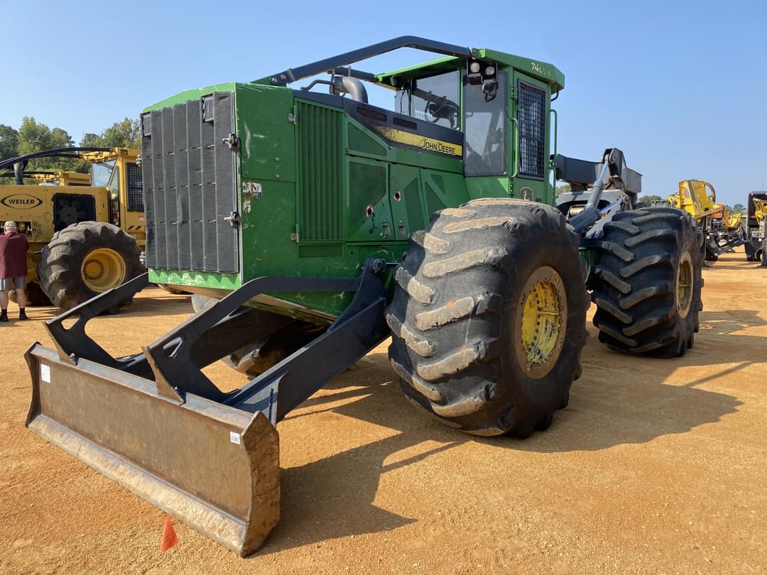 Image of John Deere 748L-II Primary image