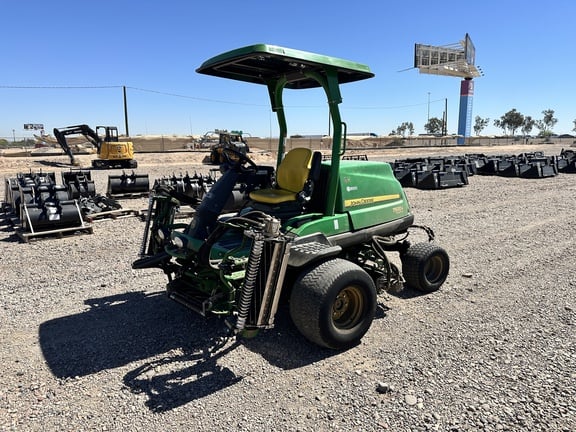 2021 John Deere 7500A Equipment Image0