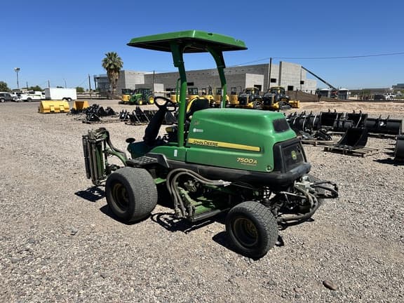 Image of John Deere 7500A equipment image 3