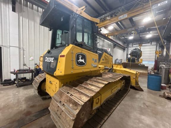 Image of John Deere 750L equipment image 4