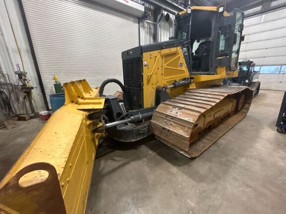 2021 John Deere 750L Equipment Image0