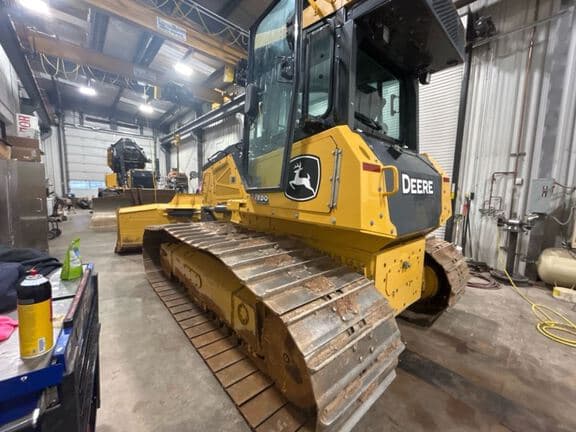 Image of John Deere 750L equipment image 2